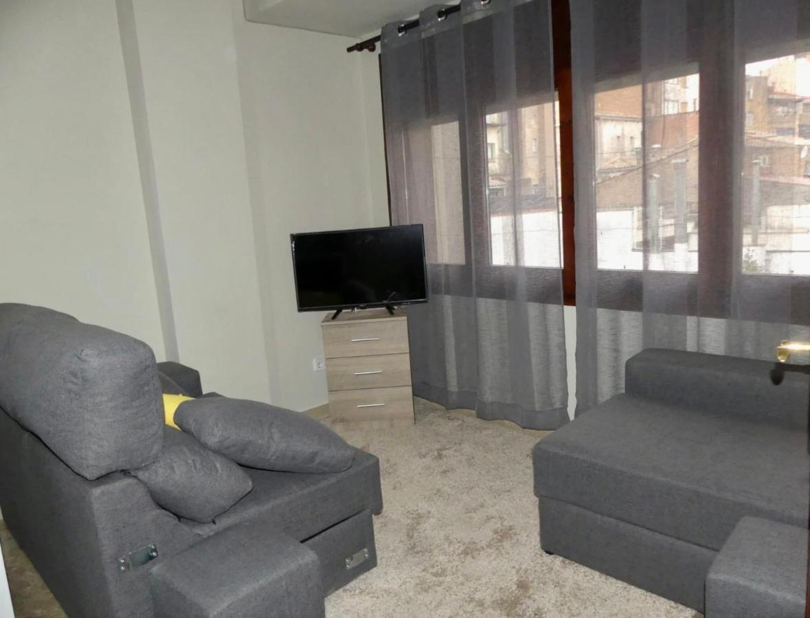Apartament Encantador Al Centre De Vic Aptgarbi Exterior foto